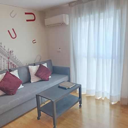 Apartamento En Huertas マドリード エクステリア 写真