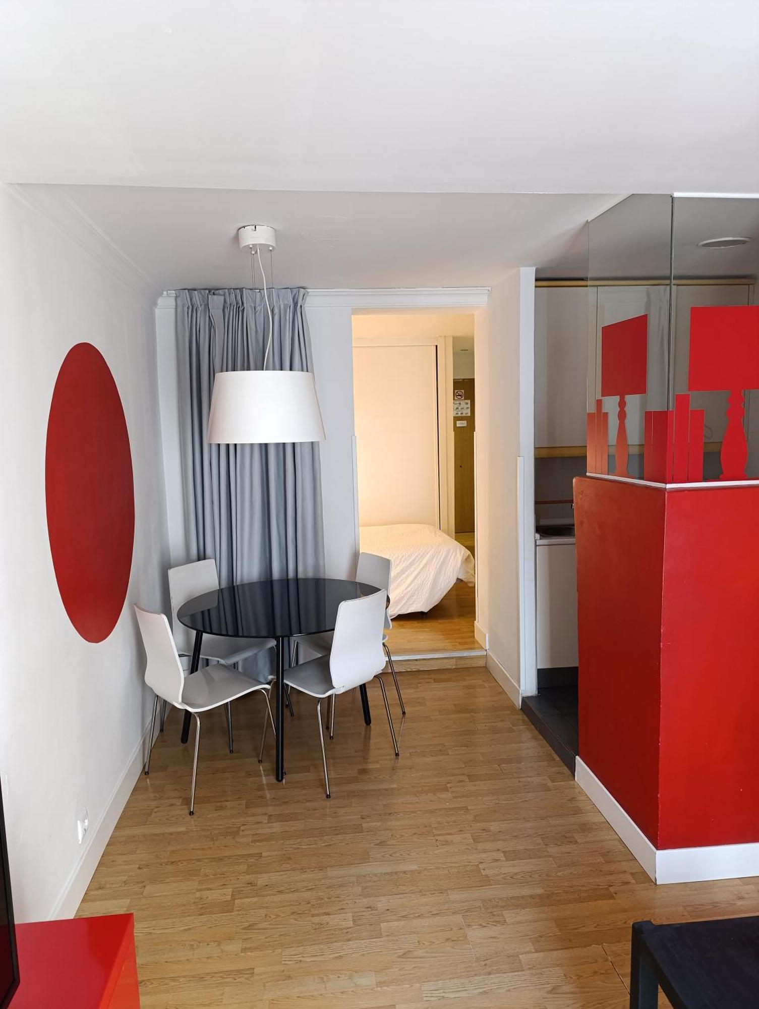 Apartamento En Huertas マドリード エクステリア 写真