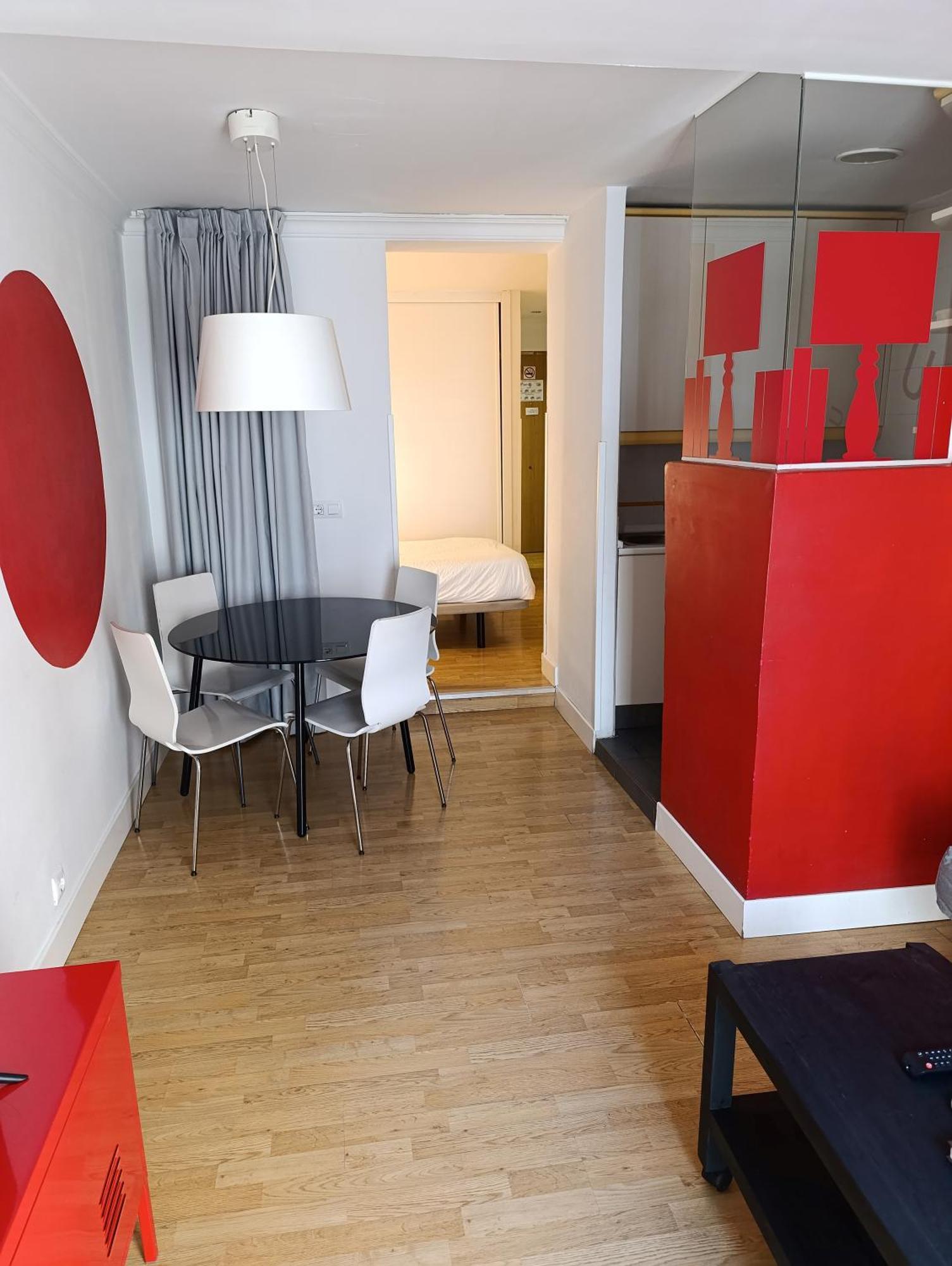 Apartamento En Huertas マドリード エクステリア 写真