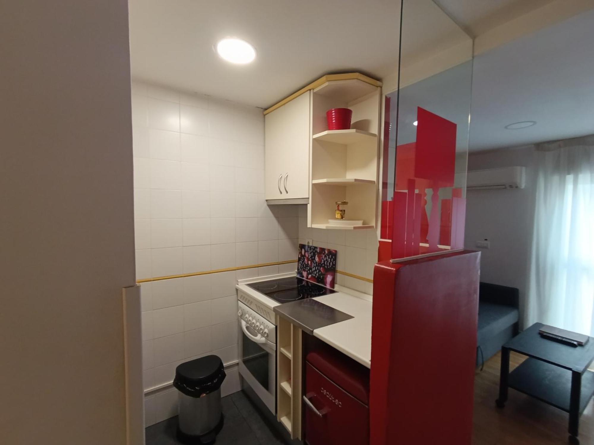 Apartamento En Huertas マドリード エクステリア 写真