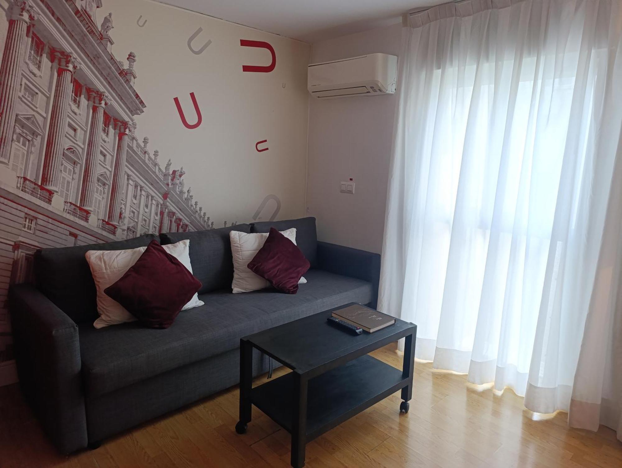 Apartamento En Huertas マドリード エクステリア 写真
